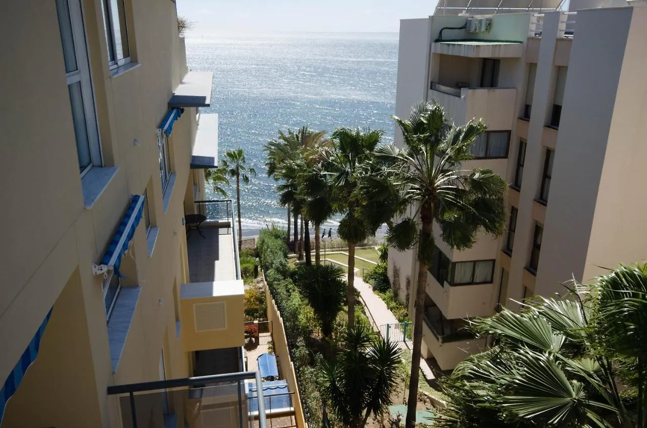 El Coral Apartment - First Beach Line Εστεπόνα 0*,  Ισπανία