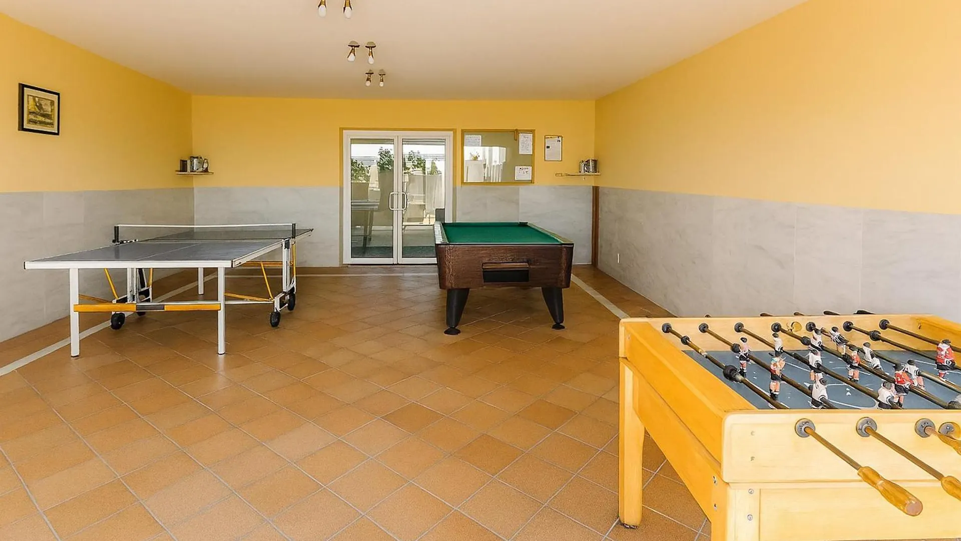 El Coral Apartment - First Beach Line Εστεπόνα